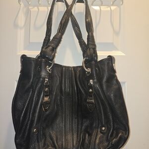 Makowsky Elegant Black Leather Tote Bag